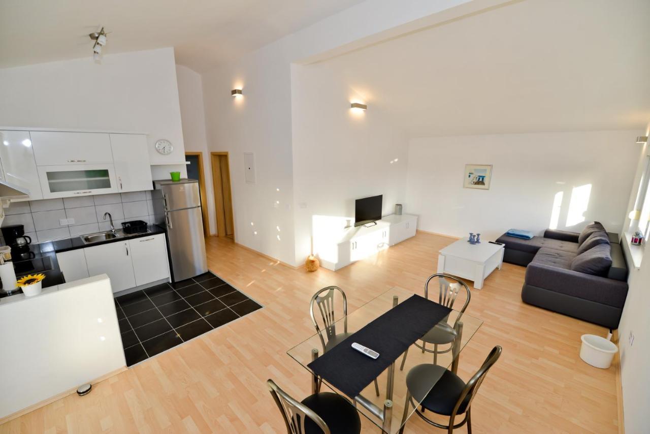 Apartmani Vidikovac Dokoza زادار المظهر الخارجي الصورة